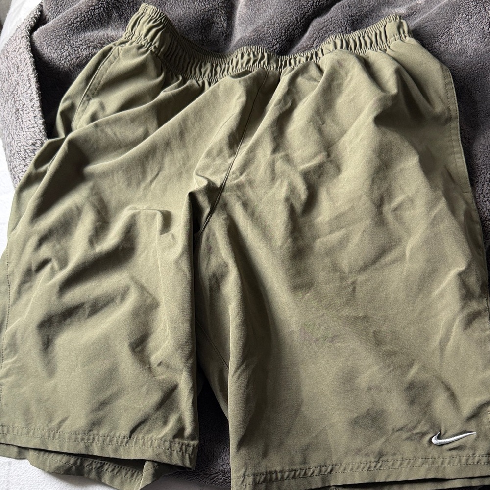 Nike Men's Khaki Green Athletic Shorts